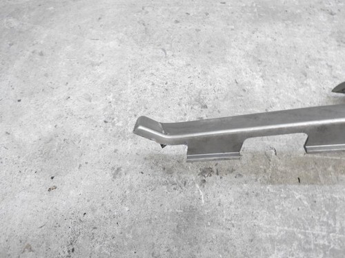 GRILLE Opel Astra F Caravan (51/52) Combi 1.6i 16V (X16XEL) - Afbeelding 2 van 2