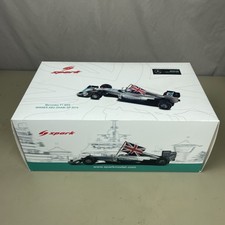 Spark Model 1/18 Lewis Hamilton 2014 Mercedes F1 W05 Winner Abu Dhabi GP 2014