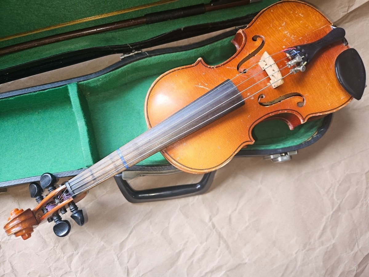 希少　SUZUKI violin No.220 1/8入門 1983年 ケース有 希少✨️SUZUKI violin No.220 1/8入門 1983年 ケース有 希少