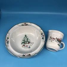 International China Co. COUNTRY CHRISTMAS 9” Round Vegetable Bowl & Pitcher RARE