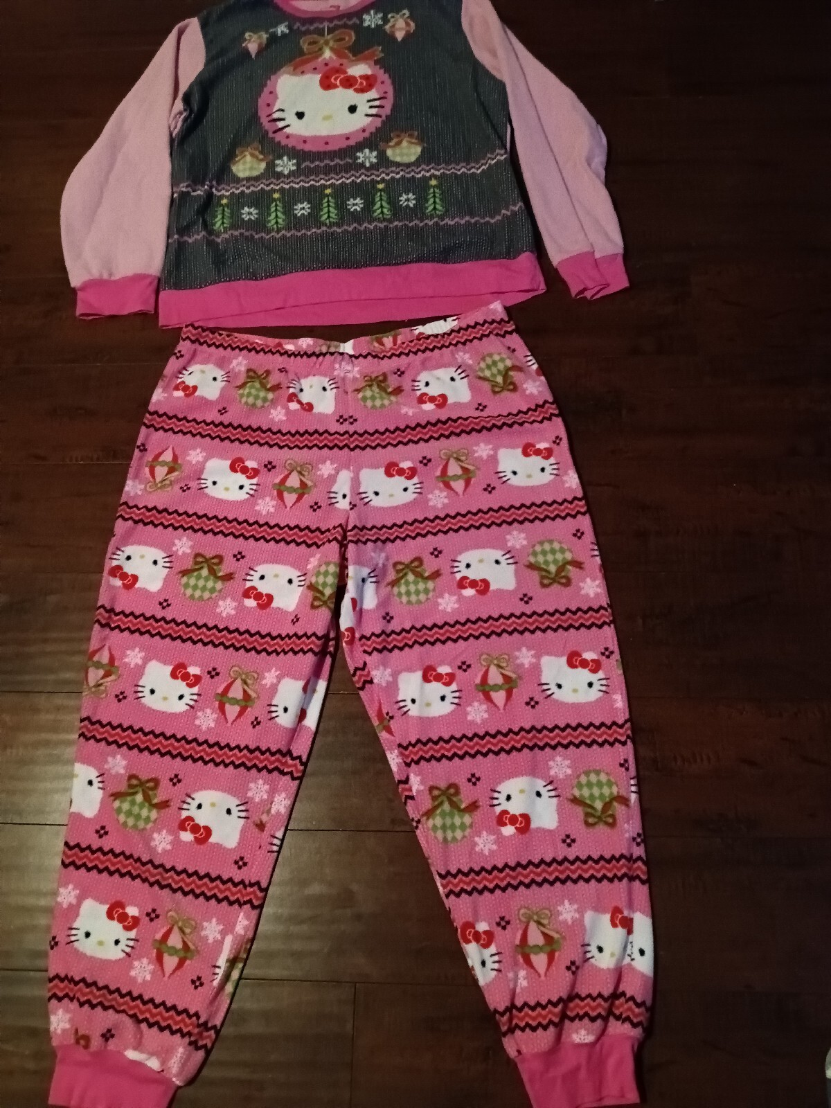 Hello Kitty Pajama Set Extra Soft Adult Size 2X Gem