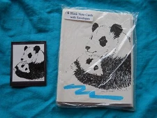 Panda Mom and Baby 2 Pc Set- 6 Blank Notecards and Magnet - New