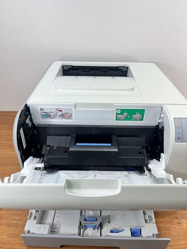 HP Color LaserJet CP1215 Workgroup Laser Printer - Bild 8 von 12