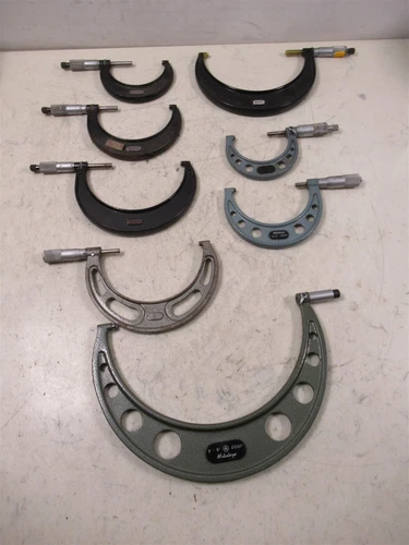 Lot of 8 Micrometers Mitutoyo Starrett Different Sizes and Models 