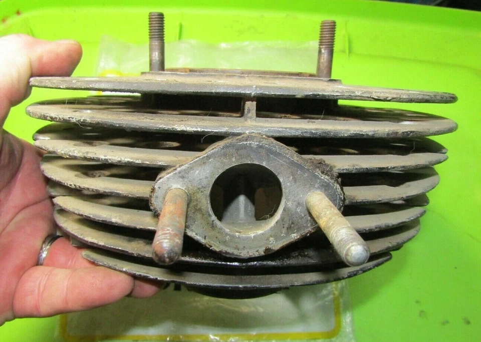 Motor Montesa King Scorpion 250 barril p/n 34.60.025.1 C 34M #10 1970-72 Foto 2 de 4