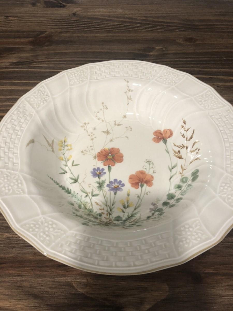 Mikasa Fine Ivory China MARGAUX Round Vegetable Serving Bowl EUC