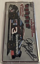 10 Must-Have Dale Earnhardt Cards 27
