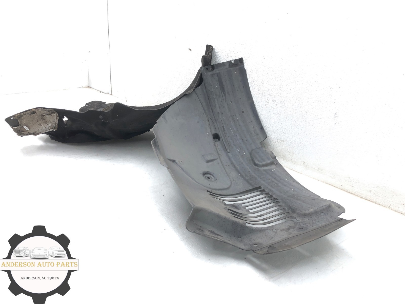 2014-2021 MASERATI QUATTROPORTE RIGHT PASS FRONT FENDER LINER SPLASH GUARD #NOTE