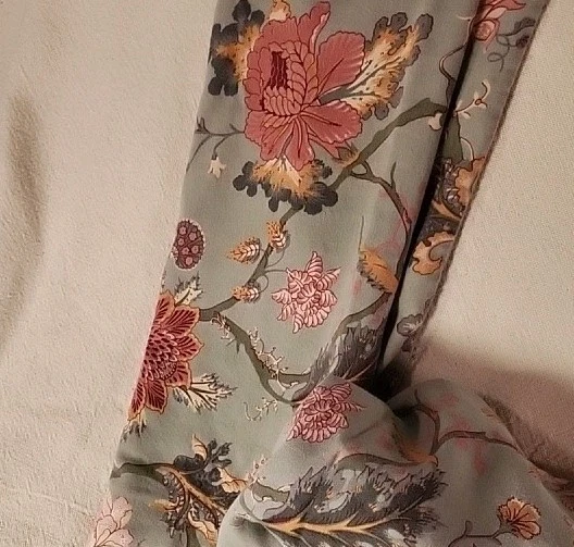 Funda de almohada IKEA Nasselklocka tamaño king usada Foto 4 de 4