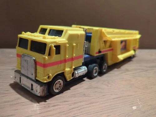 Vintage Hot Wheels Semi Truck Trailer Transporter Car Hauler Carrying Case 1986