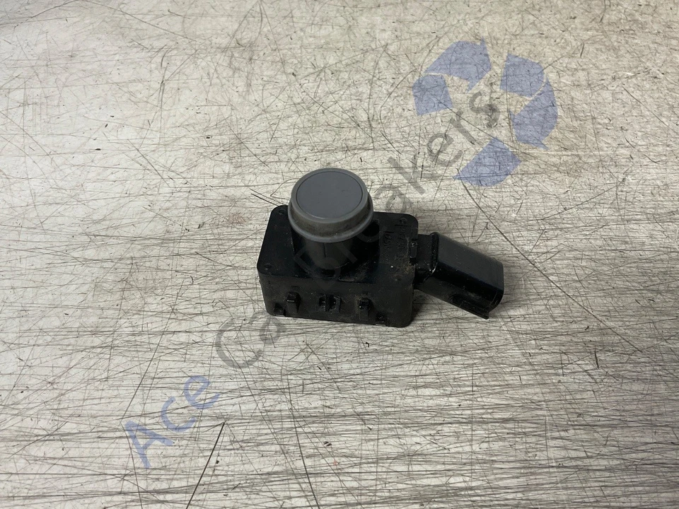 Toyota Corolla Estate Mk12 E210 18-22 Parking Sensor 89341-33220 - Image 2 of 4