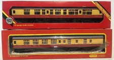 2x Vintage Hornby OO R627 R928 BR Crimson & Cream Coach Models 34100 & 15210