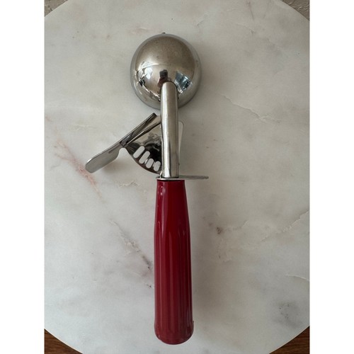 Vintage Winco No. 307 18/8 Steel Ice Cream Scoop w/Red Plastic Handle