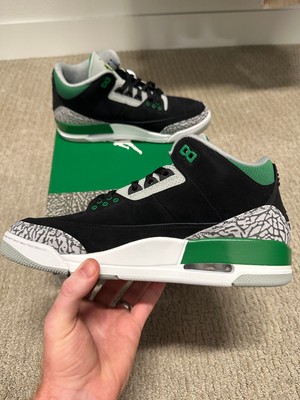 Size 10.5 - Jordan 3 Retro Mid Pine Green 2021 - Never Been  display picture 3