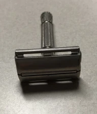 Gillette TV Special Flare Tip Super Speed  Double Edge Safety Razor - D2 1958
