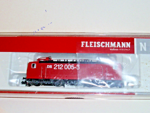 analoge E-lok BR112 005-3,m.Licht weiß,der DR,v.Fl.734506,top Zust.,mit OVP