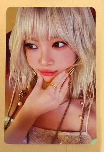 LE SSERAFIM HOT JAPAN Tower Records Lucky Draw Official Photocard - Picture 6 of 7