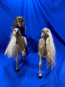 horse riding barbie 1997