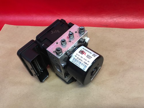2010-2011 Acura TL AWD 3.7L ABS Anti-Lock Brake Pump Control 57710-TK5-A140-M1