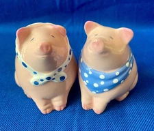Vtg Clay Art Pig Salt & Pepper Shakers Polka Dot Bandanas Scarf Kerchief NEW 