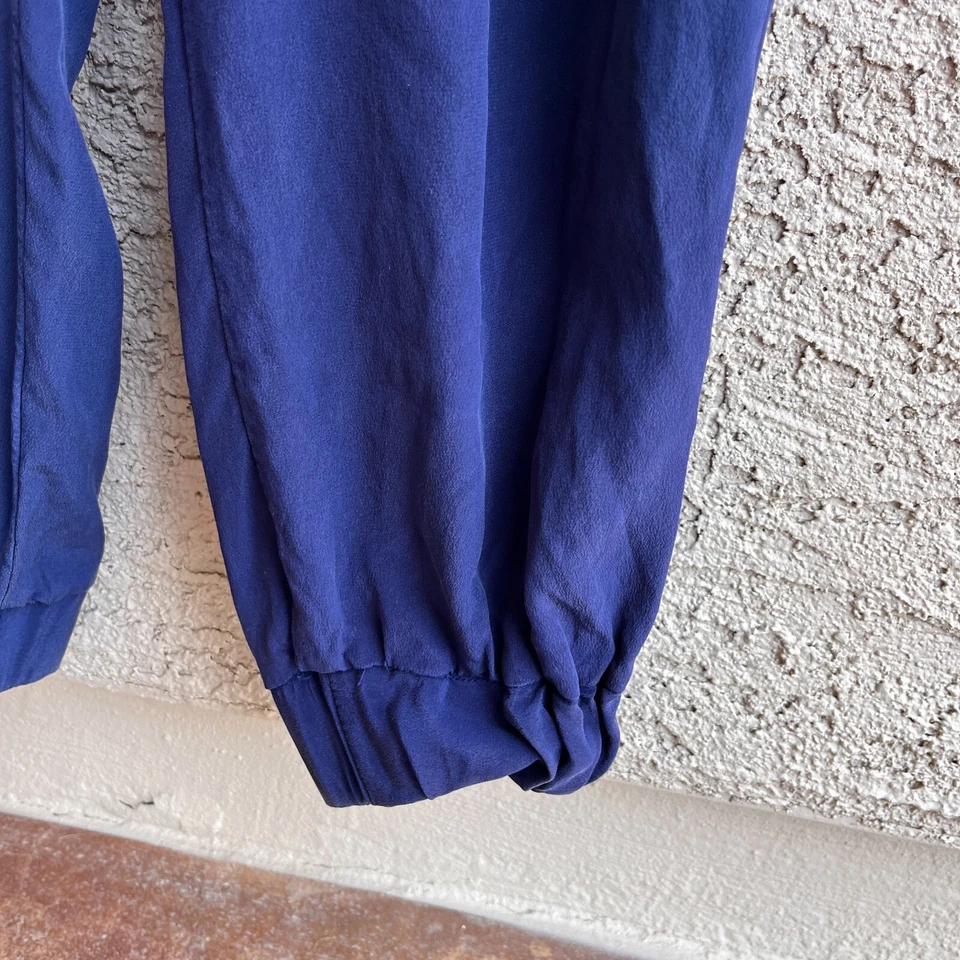 Mono Karina Grimaldi para mujer 100 % seda bolsillos sin tirantes azul marino suave talla M Foto 4 de 4