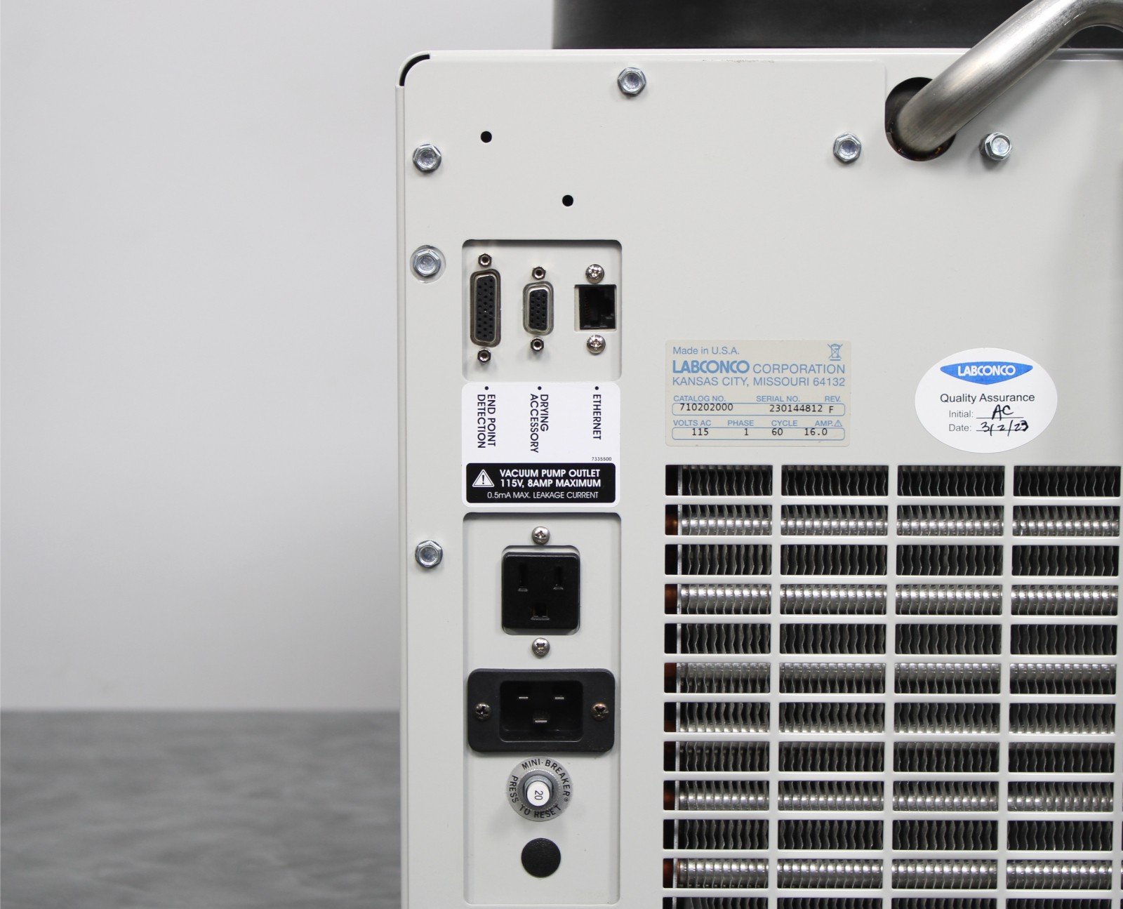 Labconco FreeZone 2.5L -84°C Benchtop Freeze Dryer 710202000 with Vacuum Pump