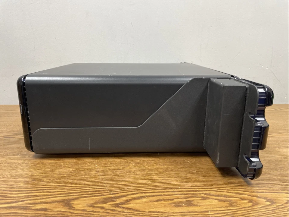 Drobo Pro DRPR1-A 8-Bay NAS Storage, No Hard Drives, Power Tested - Image 3 of 3