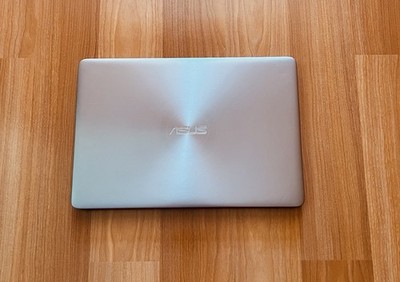 Asus UX330U(AK) , i7, 16 GB Ram, 256GB , Win 11 Pro, Zenbook Slime, New Battery