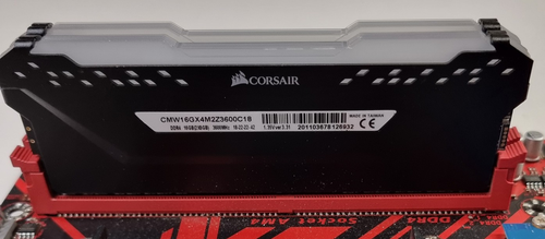 Pakiet PC GIGABYTE B450M GAMING RYZEN 7 2700X 3,7 GHz CPU 16GB DDR4 512GB NVMe - Zdjęcie 7 z 11