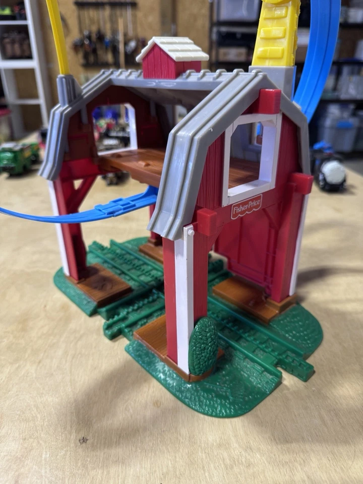 GeoTrax Blast-Through Barn Complete Set RC Plane & Remote Works Fisher-Price - Image 3 of 4