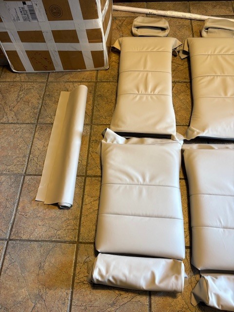 BMW 635CSI E24 SPORT SEAT UPHOLSTERY KIT LEATHER LOTUS WHITE M6 L6 87-89 NEW