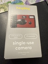 Heyday Single-Use Camera with Built In Flash 27 Exposures Inc 35mm Film New NIB