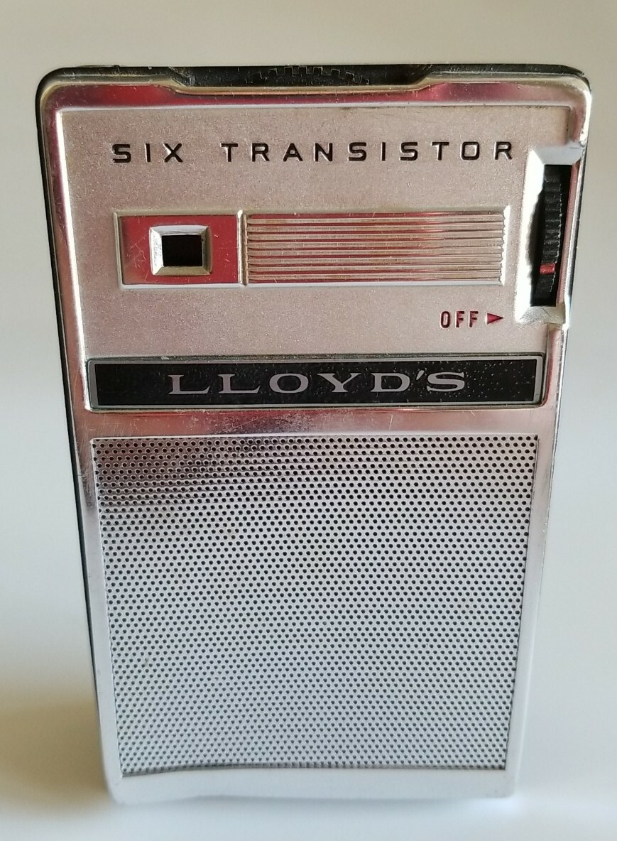 Vintage LLOYD'S 6 Transistor AM Radio Model TR-6L Made in Vintage LLOYD'S 6 Transistor AM Radio Model TR-6L Made in