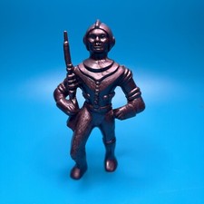 VINTAGE PLASTIC 1950's ARCHER FUTURISTIC SPACEMAN ALIEN MARS MAN- PURPLE