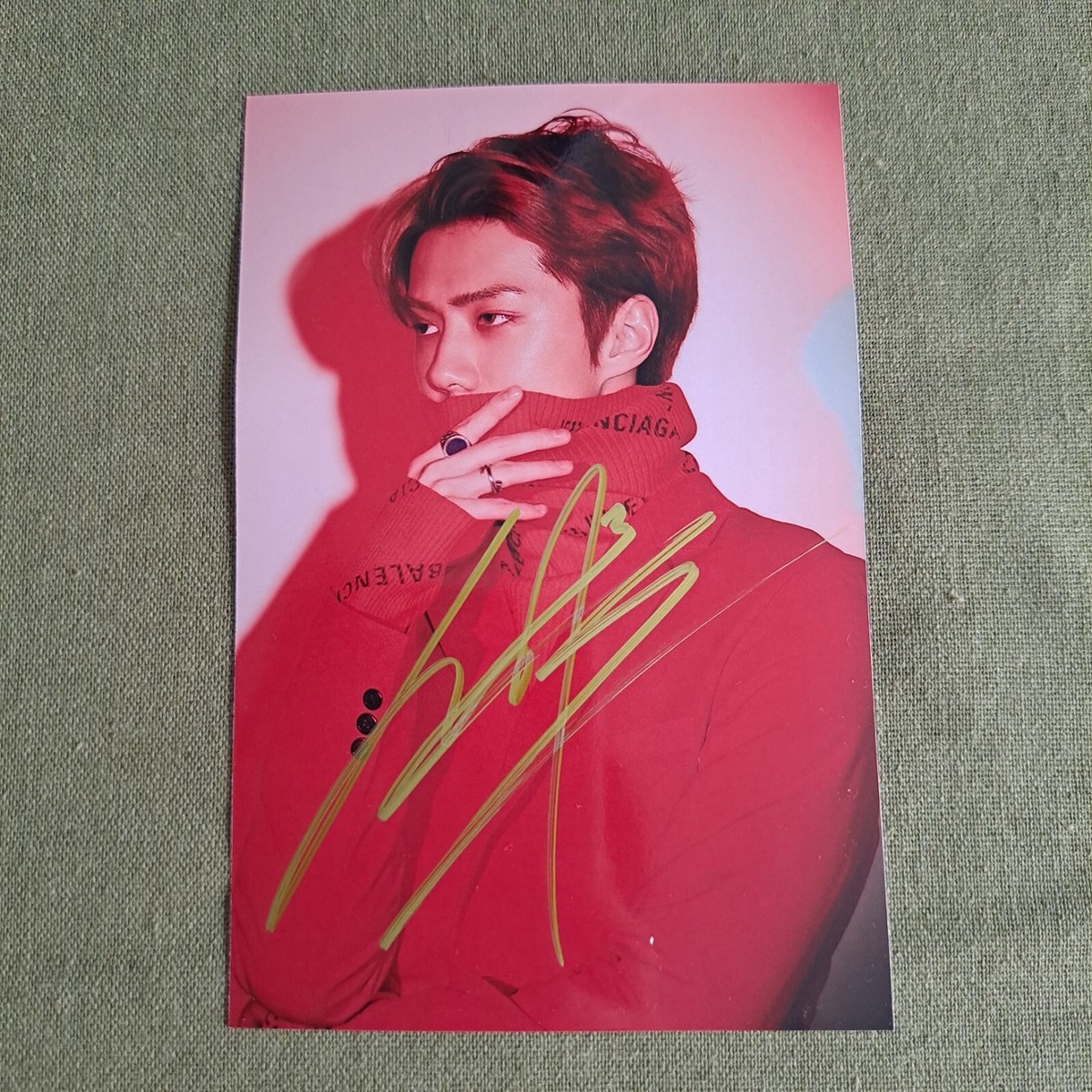 EXO SEHUN Oh Se Hun Autographed Signed Photo Autographs LOVE SHOT