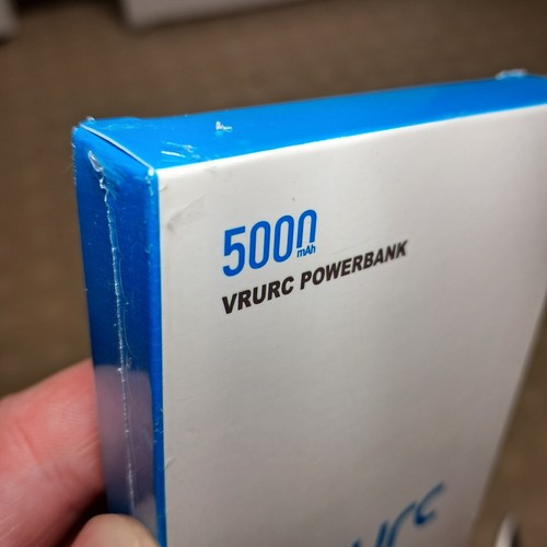 Caricabatteria portatile Power Bank VRURC 5000mAh modello T0571 - Foto 8 di 8
