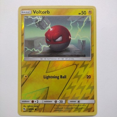 Pokemon Hidden Fates Voltorb Reverse Holo 21/68 NM