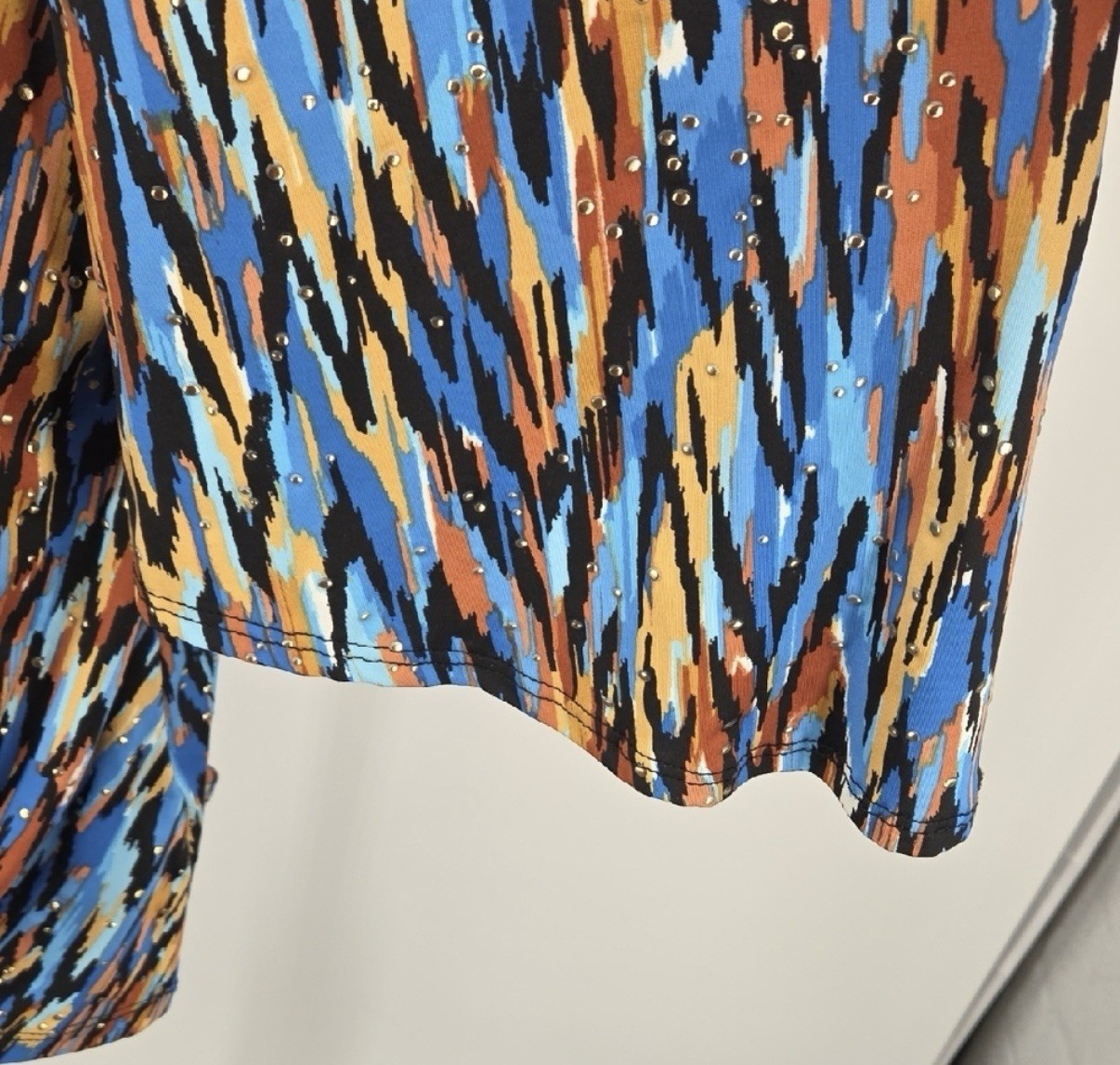 Ruby Road Women's Asymmetrical Abstract Print Top… - image 8