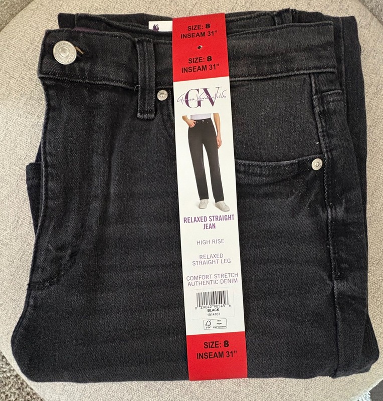 Gloria Vanderbilt Women's Relaxed Straight Leg Jeans BLACK Size 8 Inseam 31” NWT