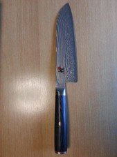 Coltello da cucina giapponese Zwilling MIYABI Santoku 5000 FC - D 34684-181-0