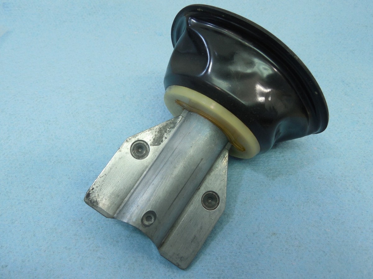 1993 Kawasaki ZX11 ZX1100-D1 Ninja Carburetor Vacuum Valve