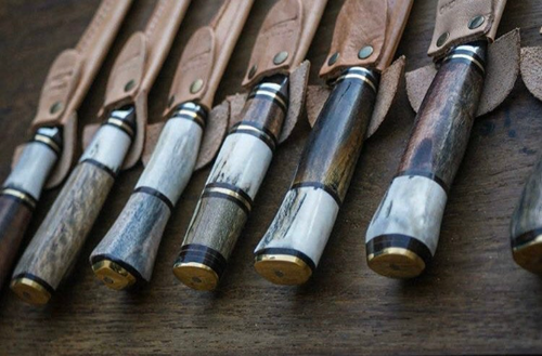 Coltello in legno per barbecue argentino, foglia in acciaio al carbonio 26 cm - Foto 6 di 10