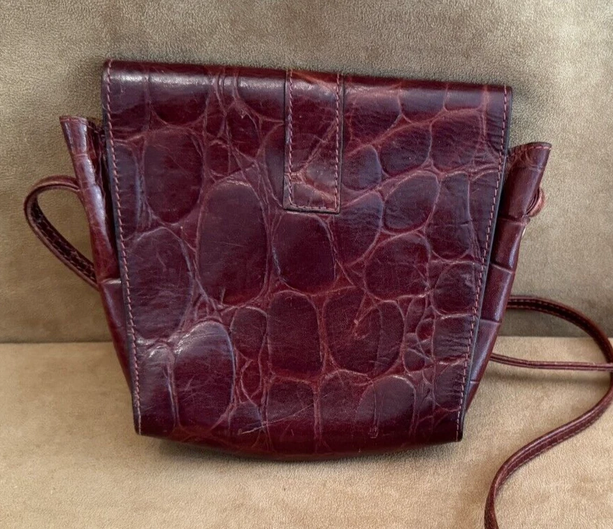 Ann Taylor Brown Woven Leather Crossbody Bag Alligator pattern - Image 3 of 4