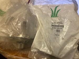 MTD deck spindle 917-0906A (753-05319) 2 on hand