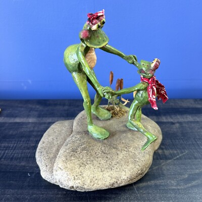The Redneck Frog Figurine Limited Ed Singing Tree Dancing Two Step 111/5000 READ