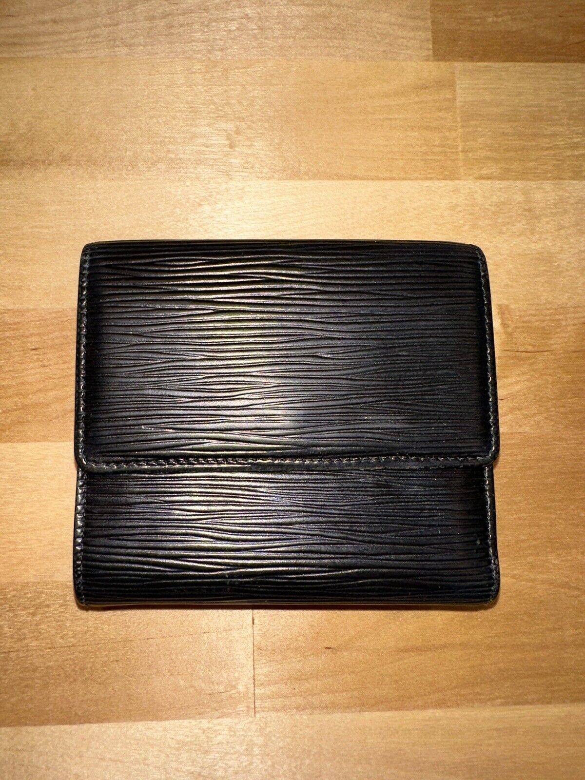 Louis Vuitton men Epi Leather wallet - image 2