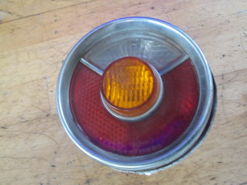 BMW E10 1502 1602  2002  Rücklicht Links