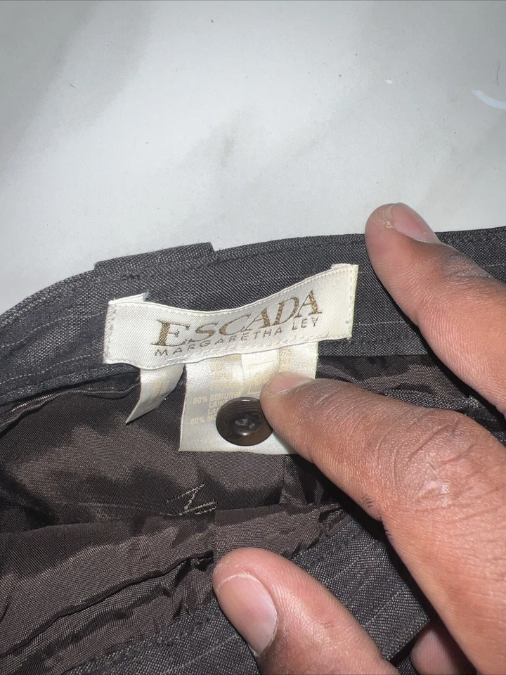 Vintage ESCADA By Margaretha Ley Women's Brown Suit Two Piece, Size 36 - Image 4 of 4