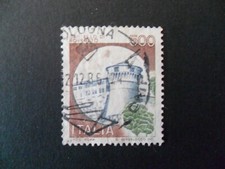 STAMP 500 LIRE ITALY 1980 CASTLE OF ROVERETO SALT 30% ENTER READS