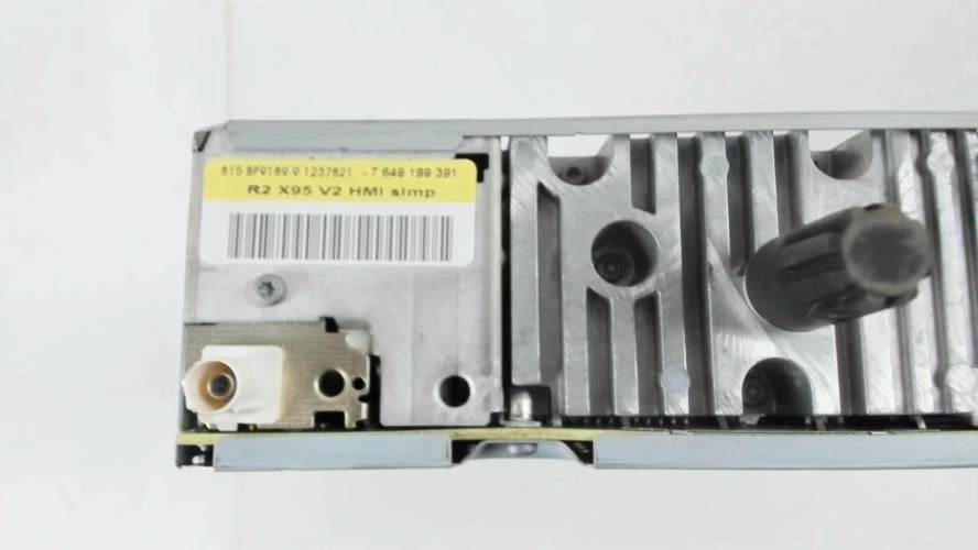 Autorradio RENAULT SCENIC 3 PHASE 1 281158115R - Imagen 2 de 4